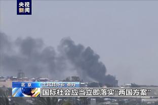 ?奥尼尔演出后被警察包围！？其实是在和警察蜀黍合照啦！